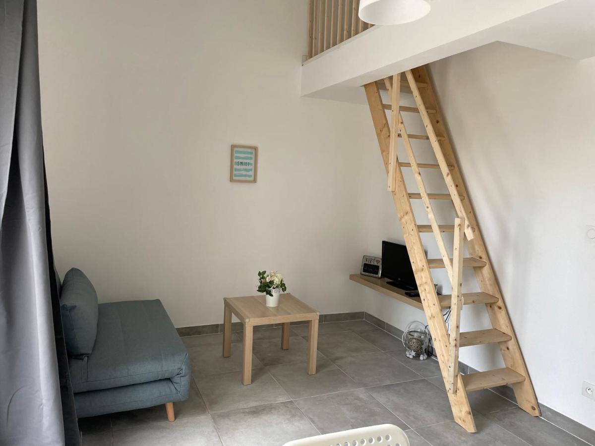 Appartement Avec Terrasse Vue Sorgue Le Thor Luaran gambar